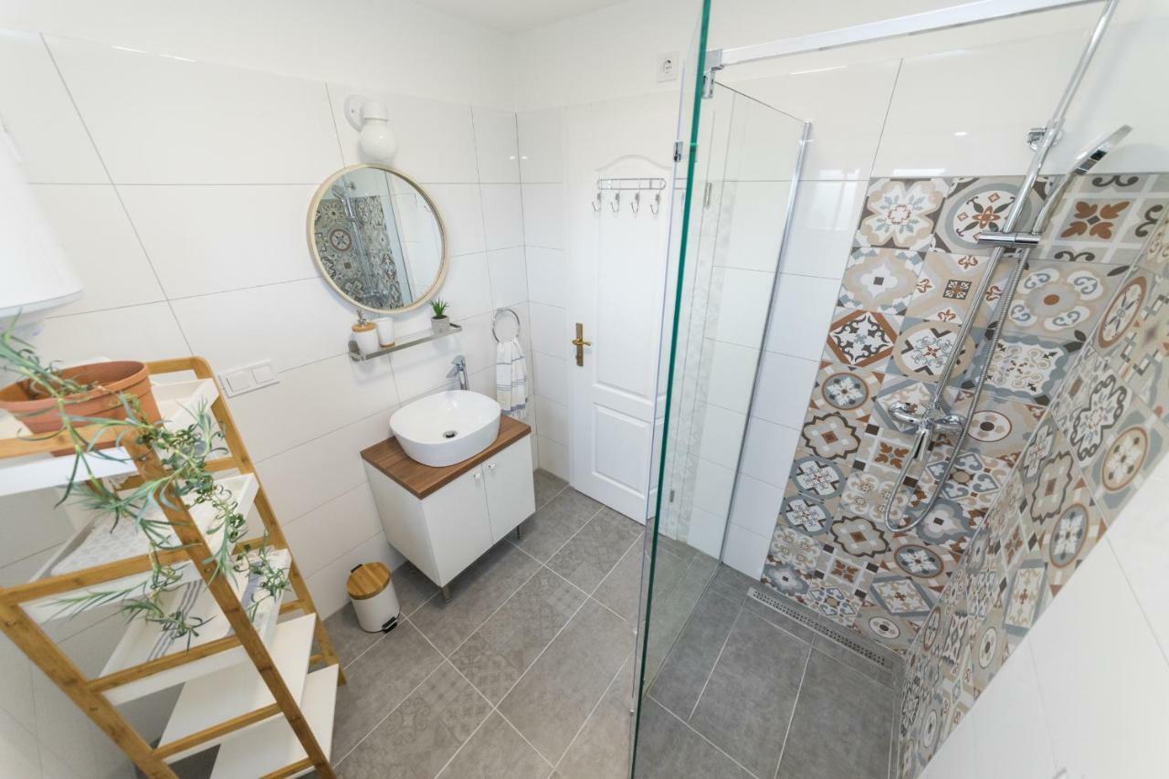 Apartmani Zara Zaton  Eksteriør bilde
